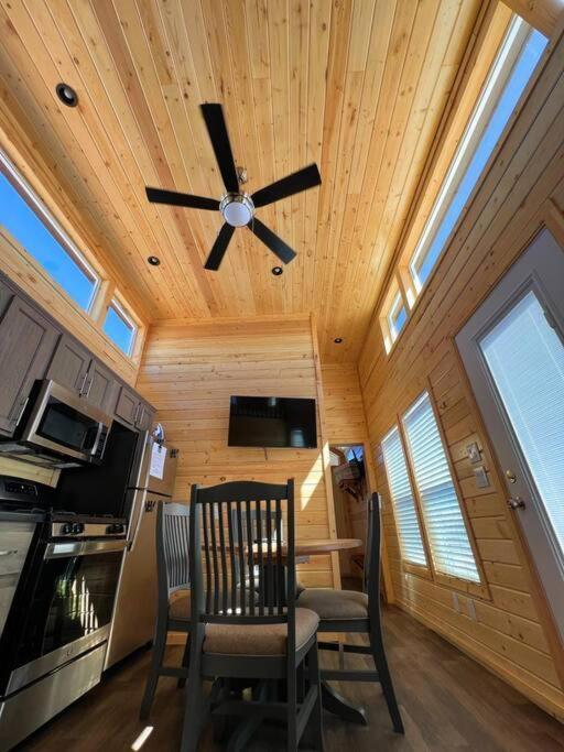 092 Star Gazing Tiny Home Near Grand Canyon South Rim Sleeps 8 Valle Exteriör bild